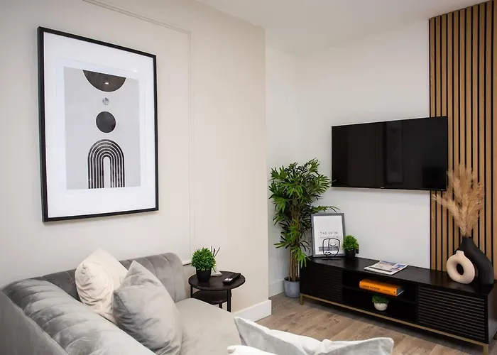 Entire Modern One Bed Apartment *Roker Sea Front*