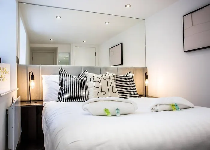 Entire Modern One Bed Apartment *Roker Sea Front*